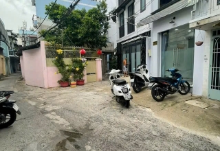 Bán nhà tại Hoàng Hoa Thám, Phường 6, Bình Thạnh Chỉ 4,9 Tỷ.